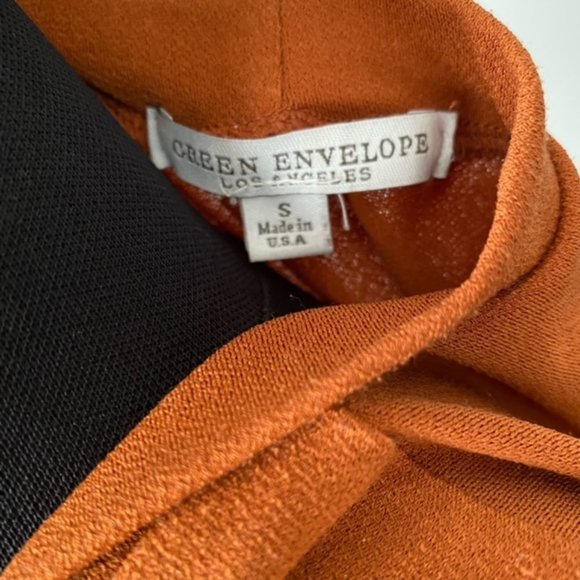 Pumpkin Rust Coloured Top sleeveless - Picture 2 of 5